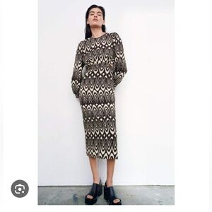 ZARA PRINTED CUT-OUT DETAIL MIDI DRESS